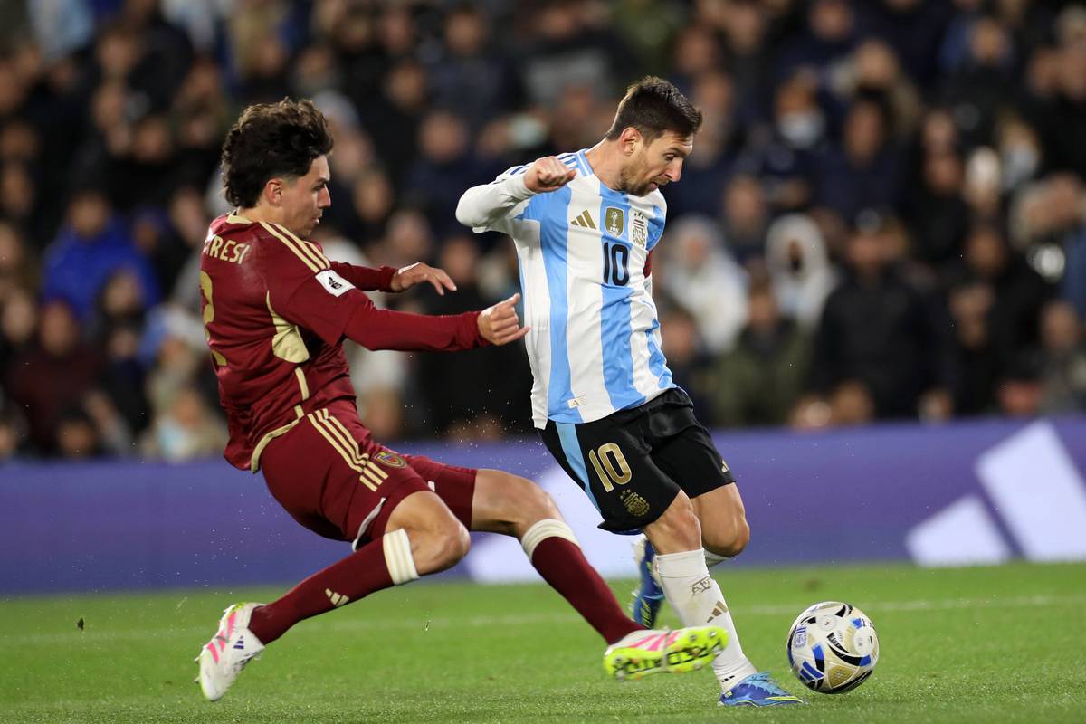 澳大利亚备战对阵委内瑞拉的比赛