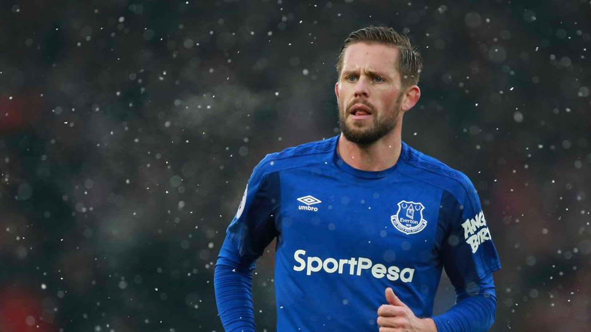 欧冠淘汰赛之夜，拉什福德完成自我救赎